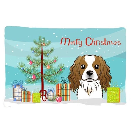 Carolines Treasures Carolines Treasures BB1596PILLOWCASE Christmas Tree & Cavalier Spaniel Fabric Standard Pillowcase BB1596PILLOWCASE